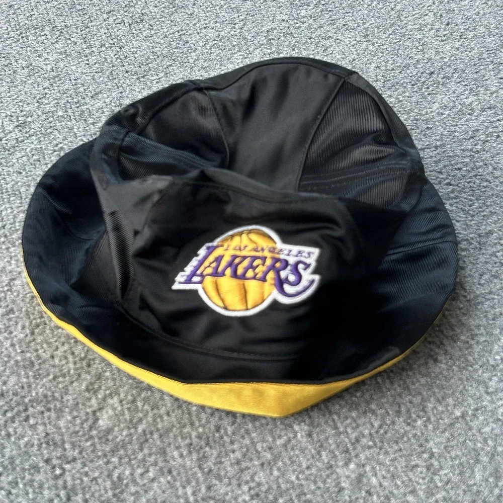 Vintage Nike Team LA Lakers Bucket‎ Hat S/M NBA Black Gold Swoosh 2000s